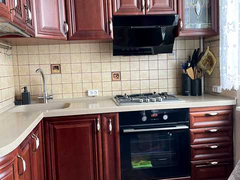 квартира за адресою Нескорених вул. (Героїв Праці), 70
