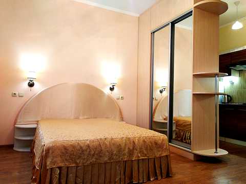 квартира за адресою Канатна вул., 76