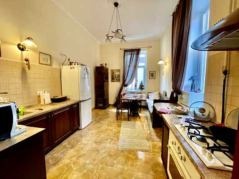 квартира за адресою Підгірна вул., 28