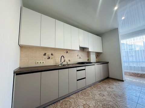 квартира за адресою Джерельна вул., 8