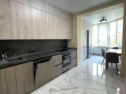 квартира по адресу Корольова ул., 4