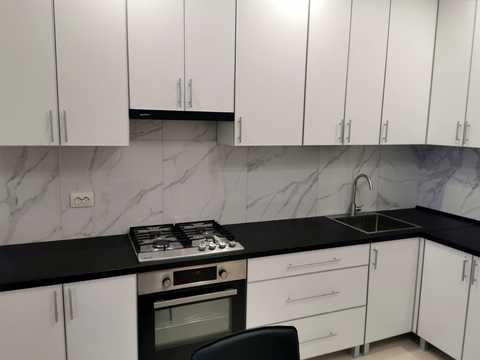 квартира по адресу 24-го Августа ул., 8