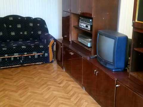 квартира за адресою Бакинських Комісарів пл., 1