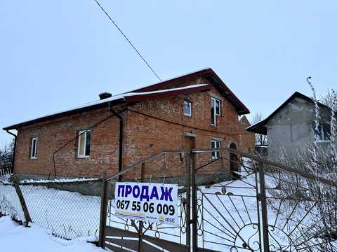 дом по адресу 1 Травня
