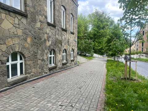 коммерческая по адресу Героев Майдана ул. (Гвардейская), 28
