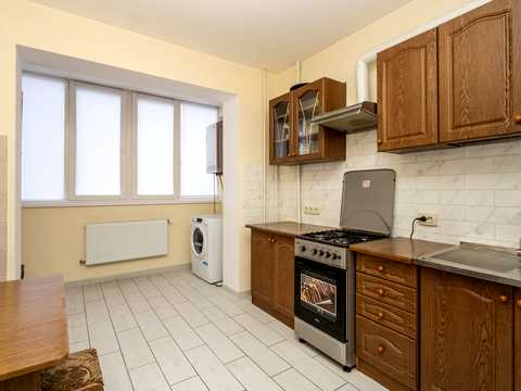 квартира за адресою Паркова вул., 18