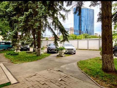 комерційна за адресою Гетьмана Павла Скоропадського вул. (Толстого), 63