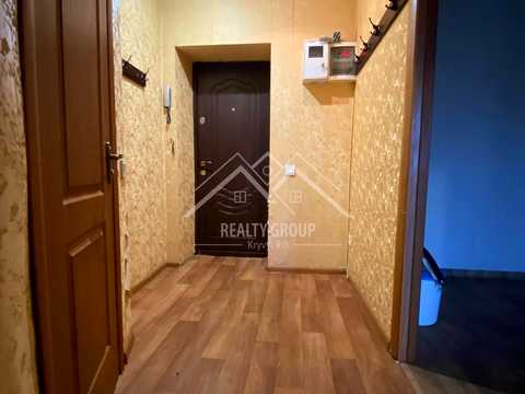 квартира за адресою Мистецька вул. (Землячки), 1