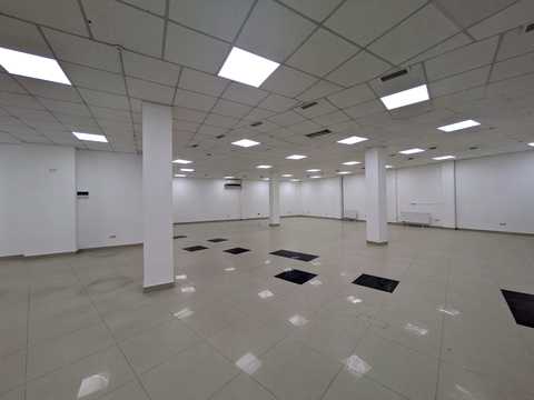 комерційна за адресою Тичини вул., 7