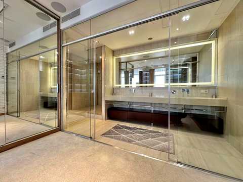 квартира за адресою Джона Маккейна вул. (Івана Кудрі), 7