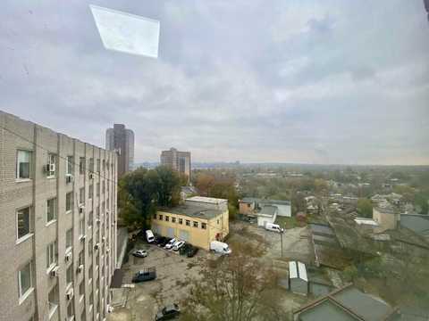 комерційна за адресою Мануйлівський просп. (Воронцова), 73