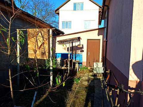 дом по адресу 7 вишнева