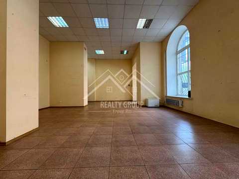 коммерческая по адресу Мартина Шимановского ул. (Коммунистическая), 7