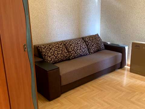 квартира за адресою Анни Ахматової вул., 45