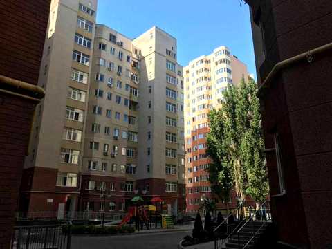 квартира за адресою Євгена Чикаленка вул., 56а