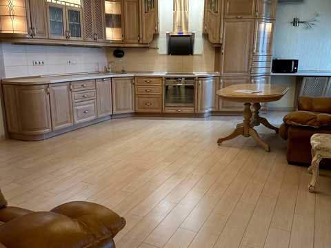 квартира за адресою Старонаводницька вул., 6-Б
