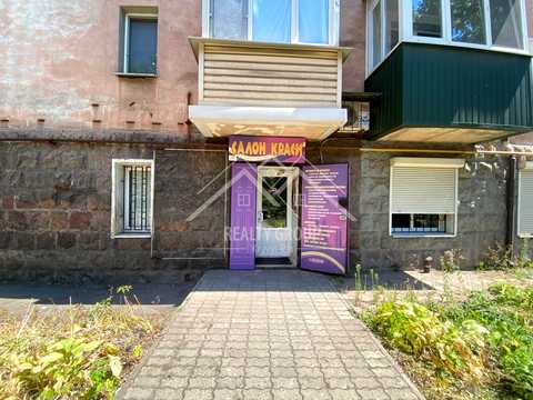 комерційна за адресою Соборності вул. (Косіора), 30