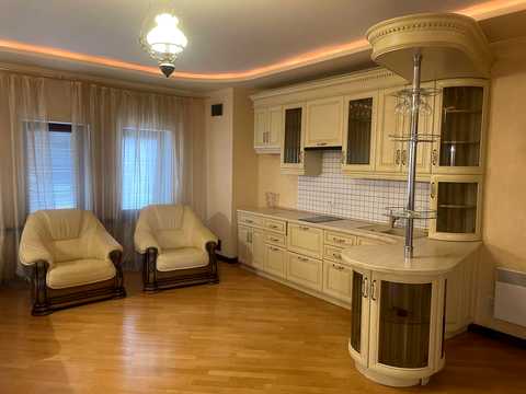будинок за адресою Академічна вул., 10