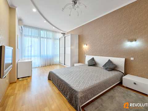 квартира за адресою Дмитрівська вул., 82