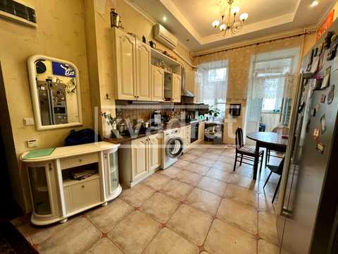 квартира за адресою Хорива вул., 31-А