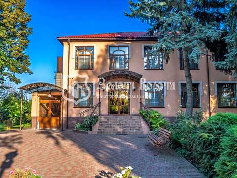 коммерческая по адресу Героя України Єрка ул. (Польова), 61