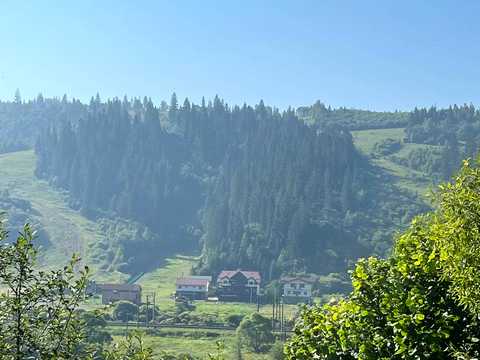 ділянка за адресою смт. Славсько (Славське), Олени Степанівні, 95