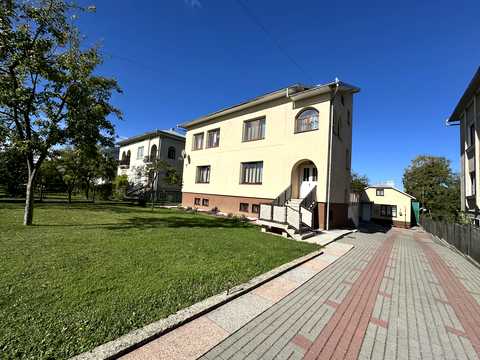 будинок за адресою Медична