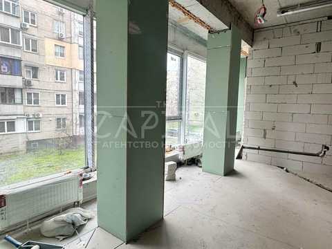 комерційна за адресою Левка Лук'яненка вул. (Маршала Тимошенка), 21/2