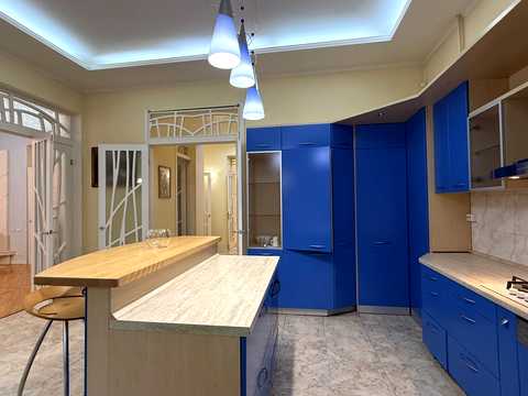 квартира за адресою Французький бульв., 11а