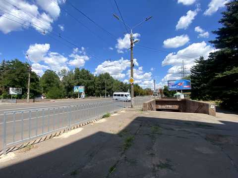 комерційна за адресою Корнія Речмидила вул. (Ногіна), 38