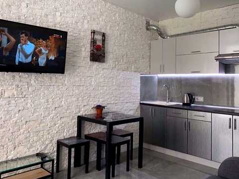 квартира за адресою Салютна вул., 2в