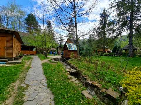 комерційна за адресою с. Гребенів, Тараса Шевченка вул., 84в