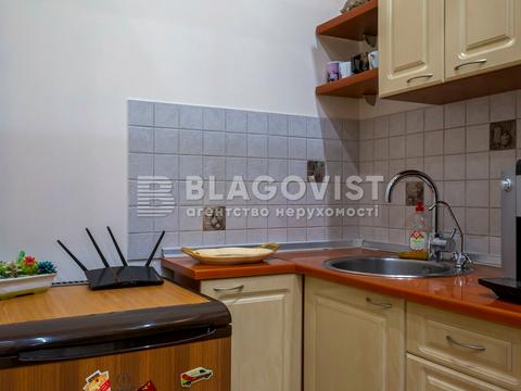 коммерческая по адресу Лютеранская ул., 8