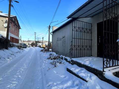 комерційна за адресою Вишнівецька, 1