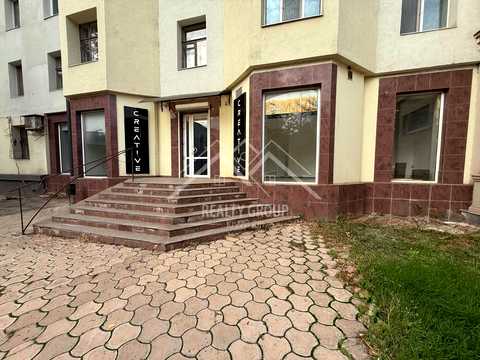 коммерческая по адресу Университетский просп. (Гагарина), 21