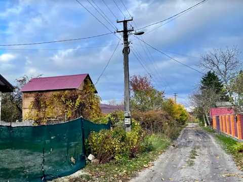 участок по адресу 133-тя Садова ул.