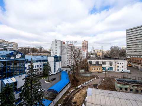 коммерческая по адресу Кловский спуск, 7