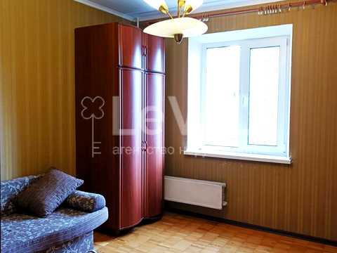 квартира за адресою Академіка Єфремова вул. (Командарма Уборевича), 21