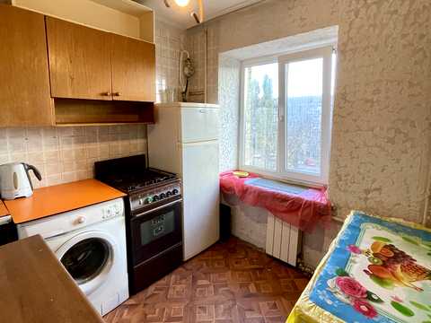 квартира за адресою Верховної Ради бульв., 25