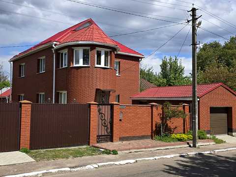 дом по адресу Жовтнева, 21А