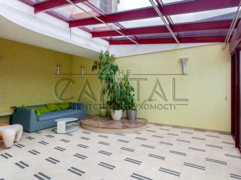 квартира за адресою Шота Руставелі вул., 44