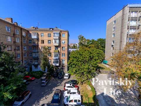 коммерческая по адресу Николая Михновского бульв. (Дружбы народов), 26/1