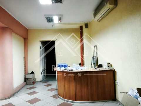 комерційна за адресою Івана Авраменка вул. (Корнійчука), 15