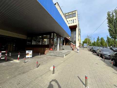 комерційна за адресою Тараса Шевченка бульв., 38