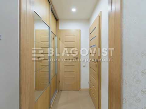 квартира за адресою Урлівська вул., 24