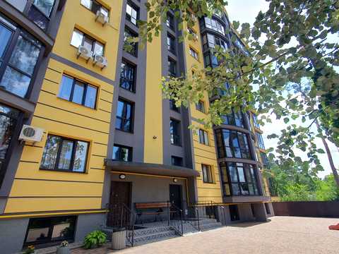 комерційна за адресою Київська вул., 73