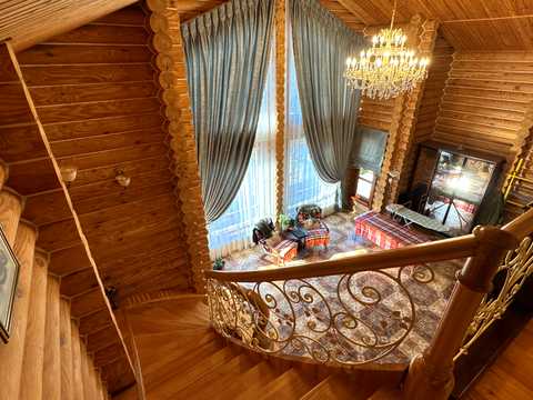 будинок за адресою с. Зарічани, Броварська, 2