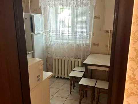 квартира за адресою Озерна вул., 12