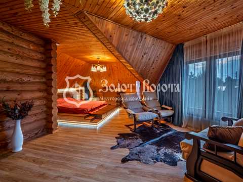 будинок за адресою с. Пухівка, Старонаводницька вул., 74