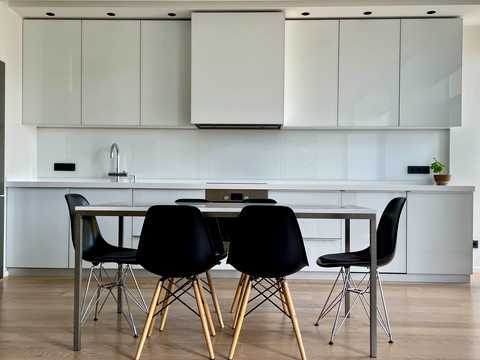 квартира за адресою Регенераторна вул., 4 к2